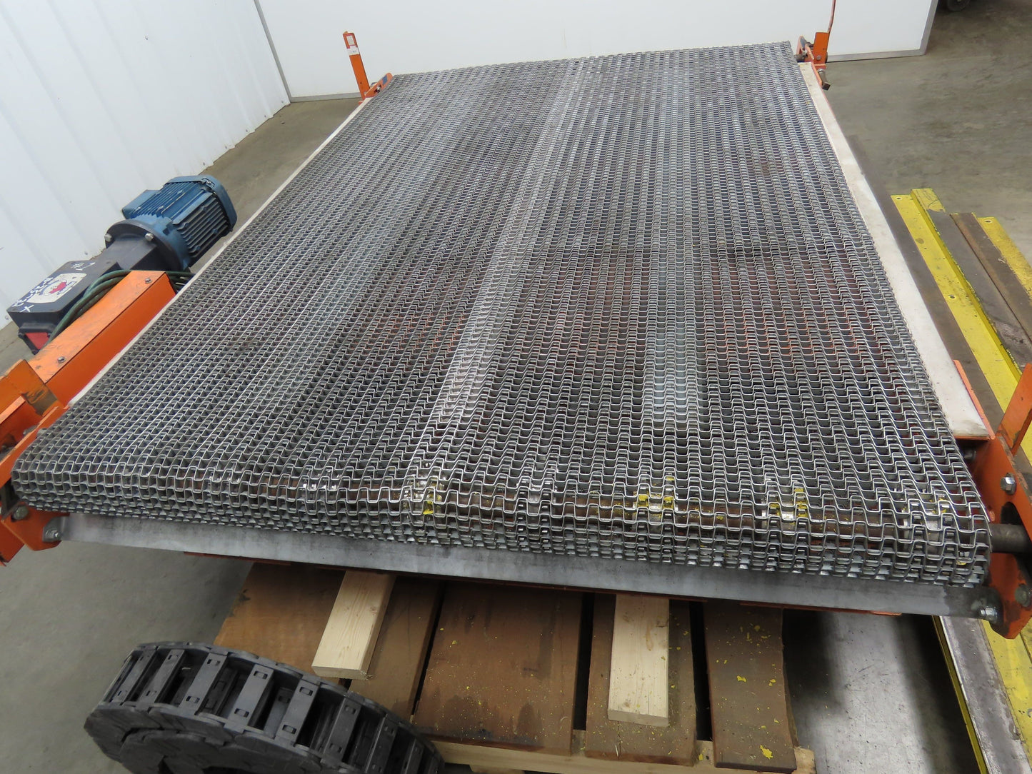 48"x 6' Steel Belt Wire Mesh Drying Conveyor 35FPM Chain Drive Shuttle Track