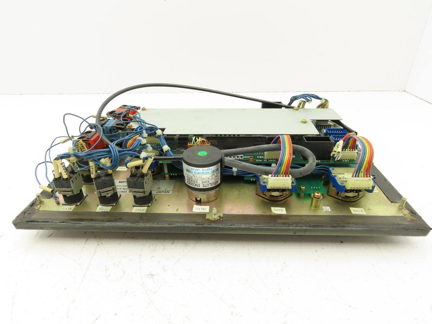 Okuma E0105-566-103-3 MPN7000 M-S HMI Operator Control Panel  - Cracked frame