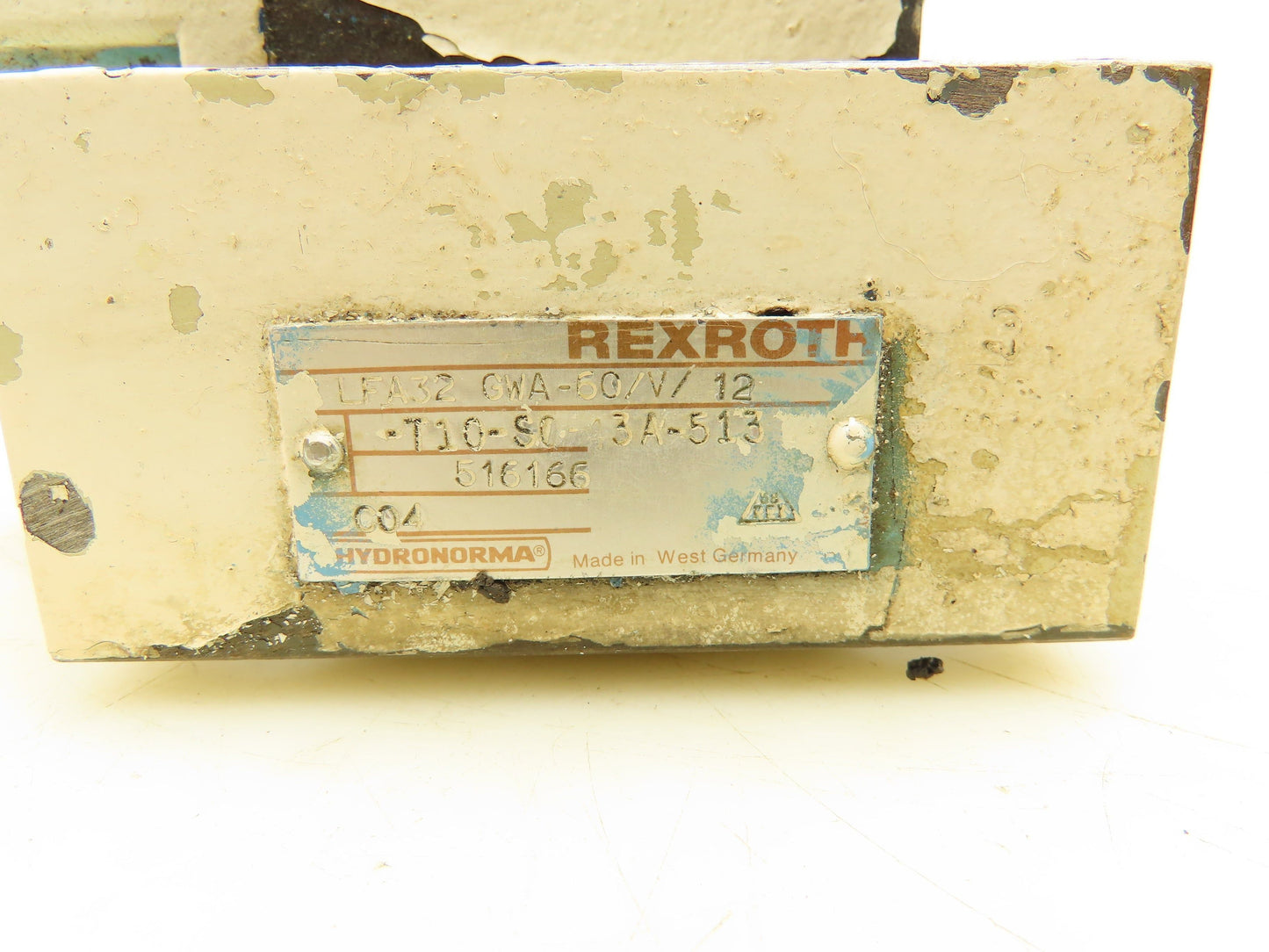 Vickers LFA32 GWA-60/V/12-T10 Solenoid Control Cartridge Valve Cover 115V DG4V3