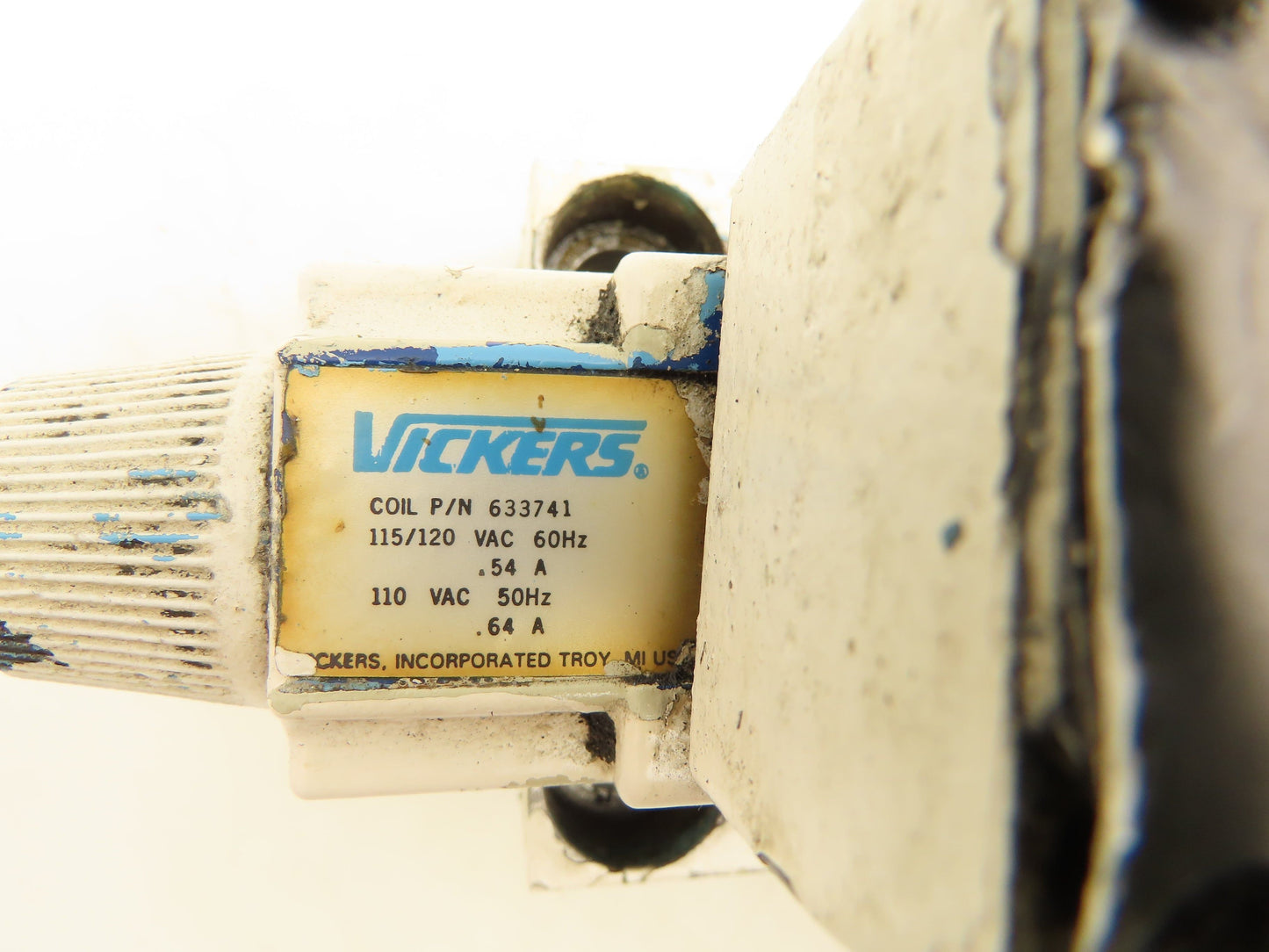 Vickers LFA32 GWA-60/V/12-T10 Solenoid Control Cartridge Valve Cover 115V DG4V3