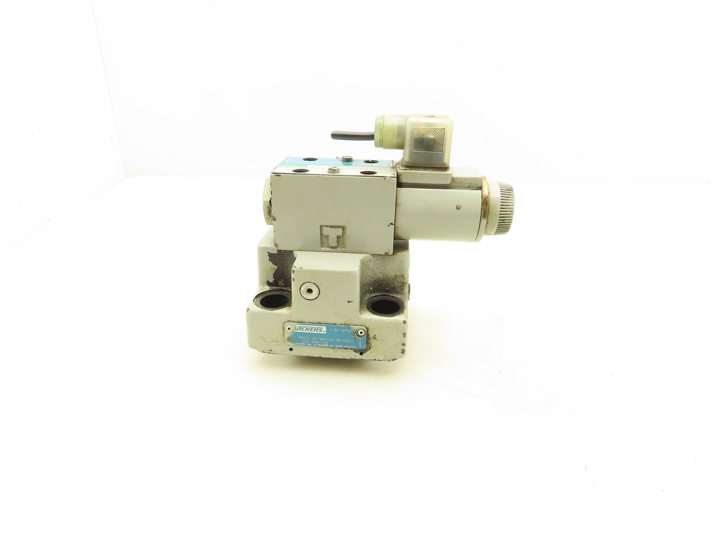 Vickers CVCS-32-W11-S2-10-S20-A00-B99-Y10 Cartridge Valve Control Cover 24V