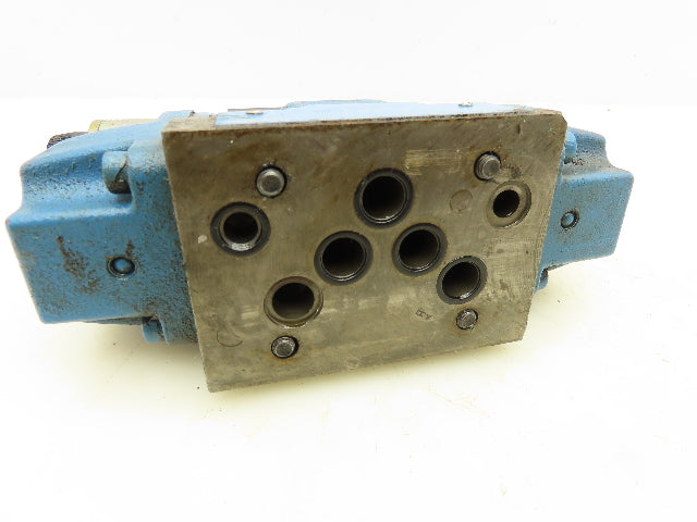 Vickers DG5S-5-2C-T-M-U-H7-21 Directional Control Solenoid Valve 24V DG4V-3S-6C