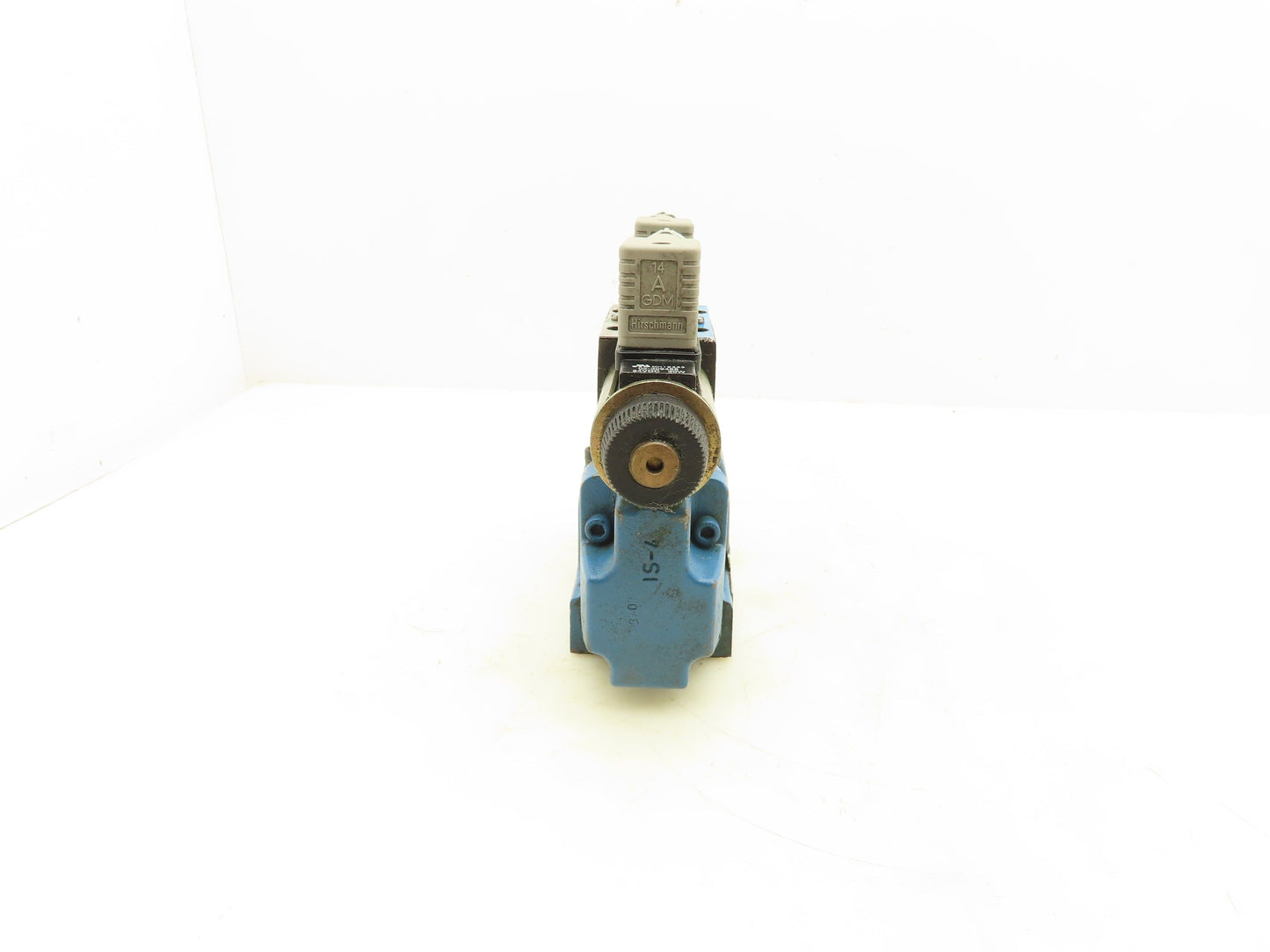 Vickers DG5S-5-2C-T-M-U-H7-21 Directional Control Solenoid Valve 24V DG4V-3S-6C