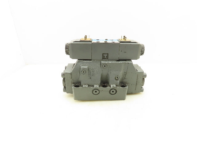 Vickers DG5S-8-31C-E-T-M-U-HL7-B13-40 Directional Control Solenoid Valve 24V
