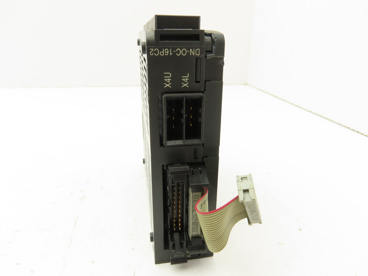 Okuma DN-OC-16PC2 PLC Output Card Module 2A