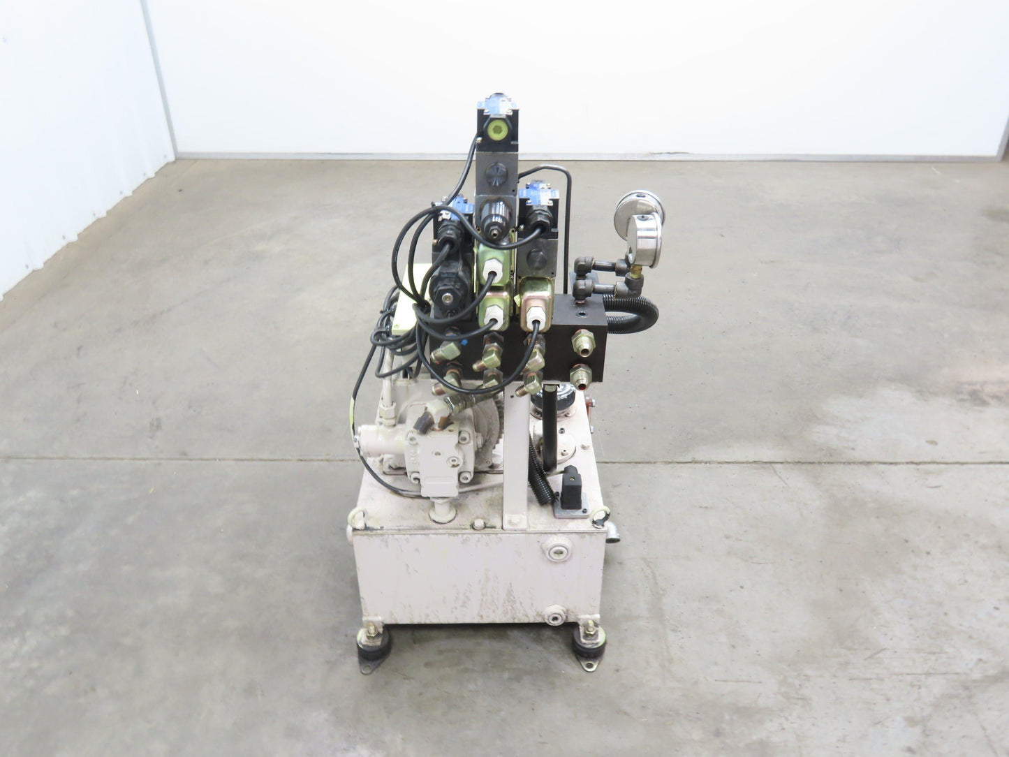 Okuma Hydraulic Power Unit 5 Gallon 8 GPM 1000 PSI Nachi UNI Pump 3Hp 220V 3PH