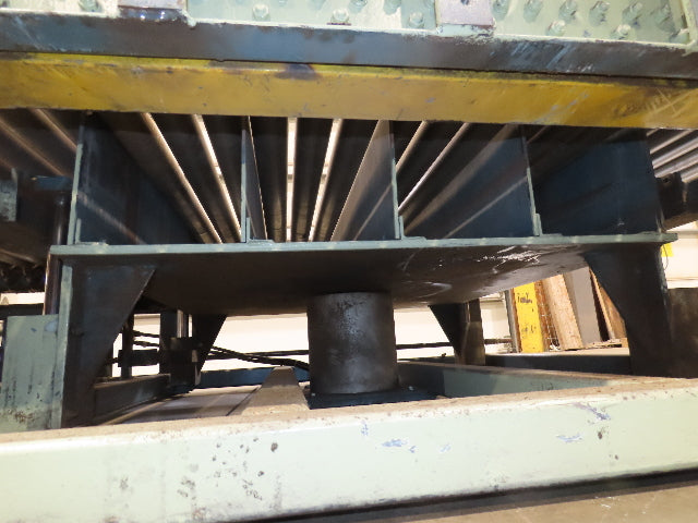 57"x 7' 6" Chain Drive Pallet Conveyor 2.5" Roller 50"BF w/Pneumatic Load Lifter