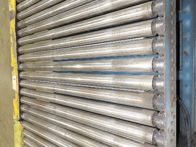 57"x 7' 6" Chain Drive Pallet Conveyor 2.5" Roller 50"BF w/Pneumatic Load Lifter
