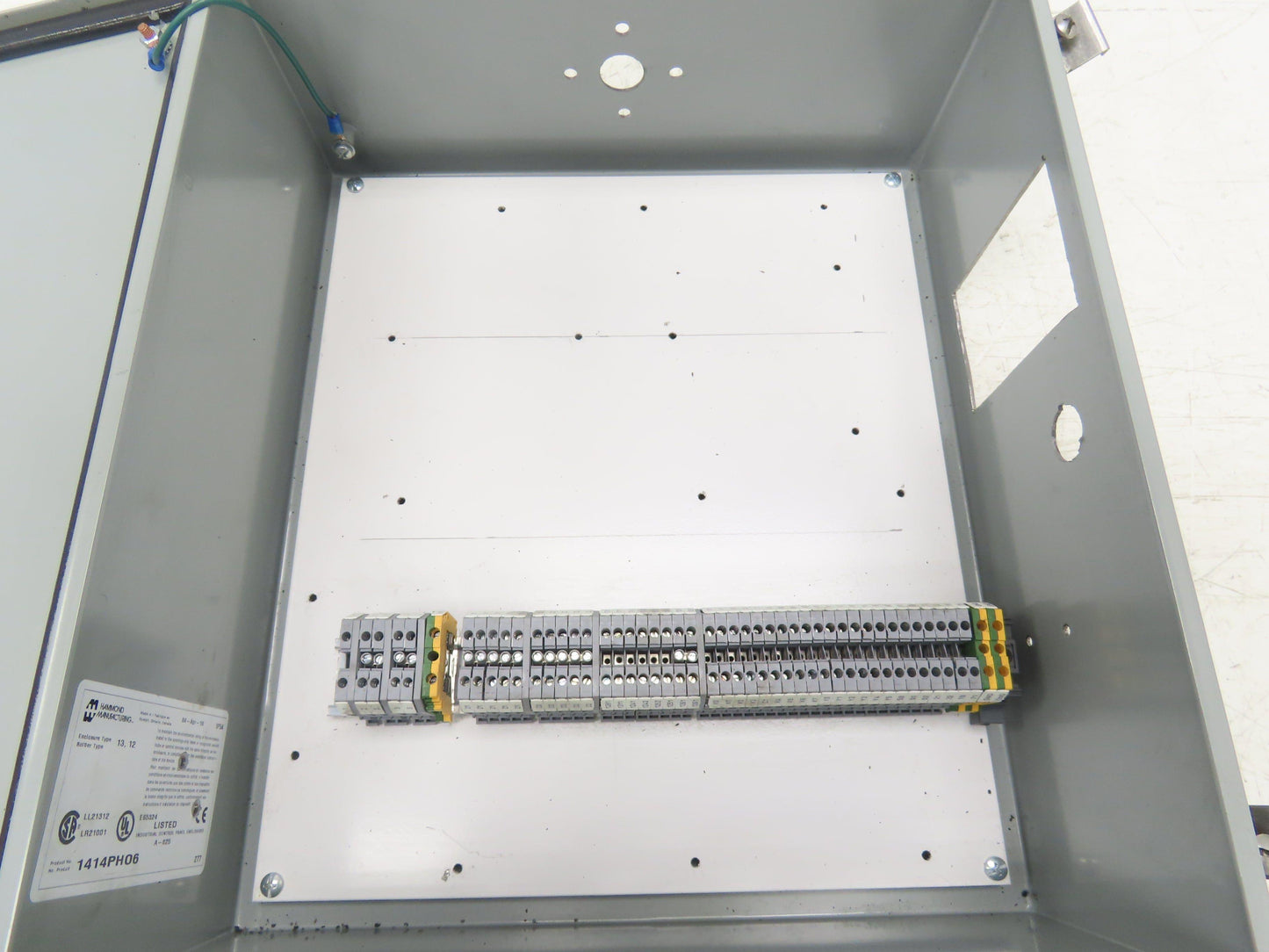 Hammond Manufacturing 1414PH06 Electrical Enclosure 16x14x6" Wall Mount