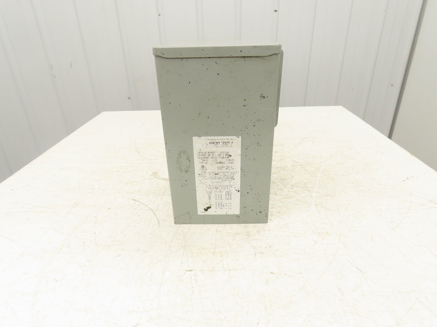Sola Hevi-Duty HS5F3AS Transformer 3kva 1PH 240/480HV 120/240LV Type 3R