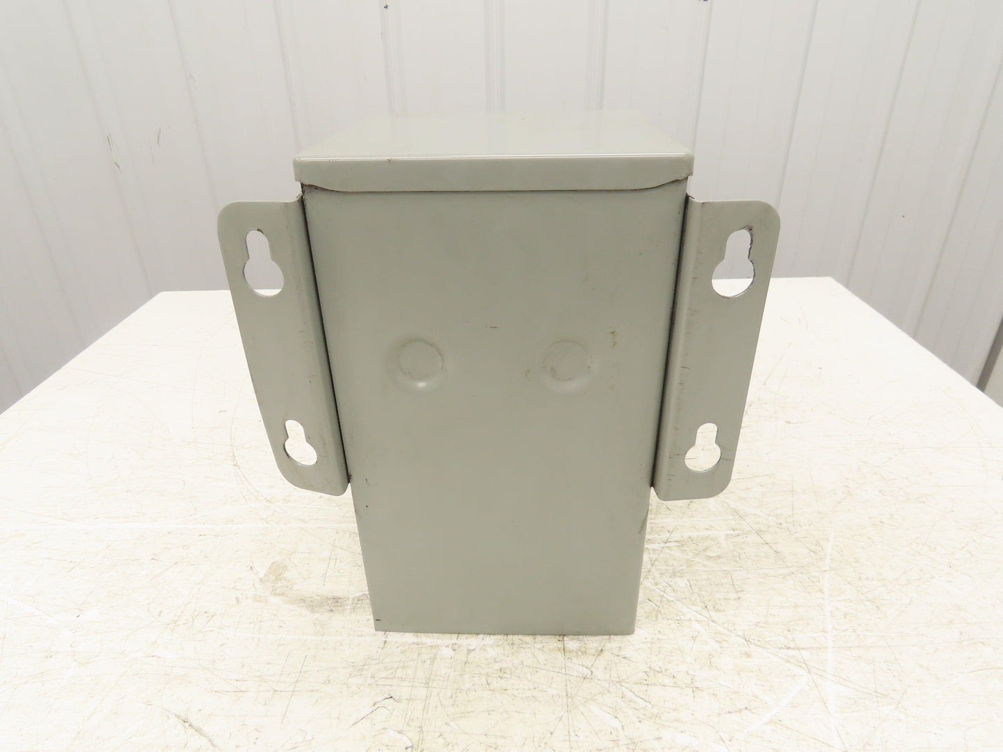 Sola Hevi-Duty HS5F3AS Transformer 3kva 1PH 240/480HV 120/240LV Type 3R