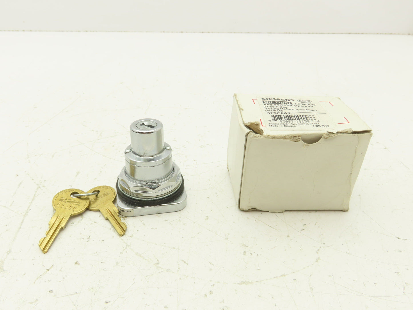 Siemens 52SC6AX Oil Tight 2 Position Key Selector Operator Switch