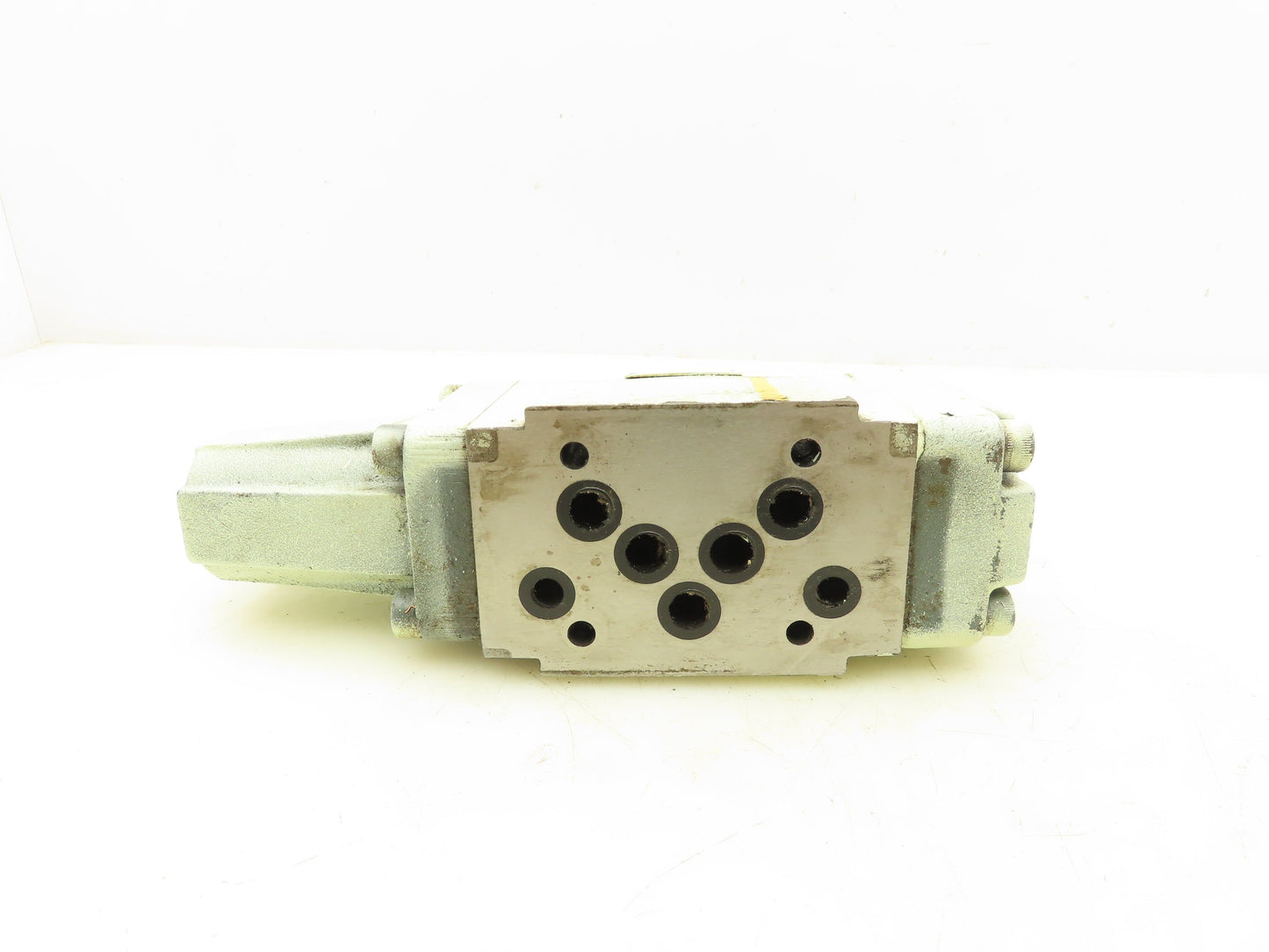 Rexroth 4WRZ 10 E1-85-40/6A24N9K4/D2MR Hydraulic Proportional Directional Valve