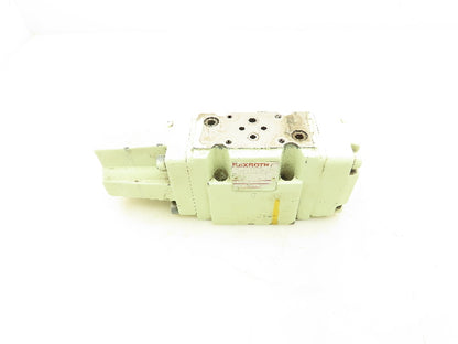 Rexroth 4WRZ 10 E1-85-40/6A24N9K4/D2MR Hydraulic Proportional Directional Valve