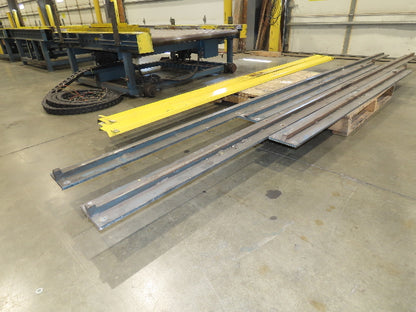 66"x 25' Chain Drive Pallet Conveyor 2.5" Roller 54"BF w/Shuttle Track Section