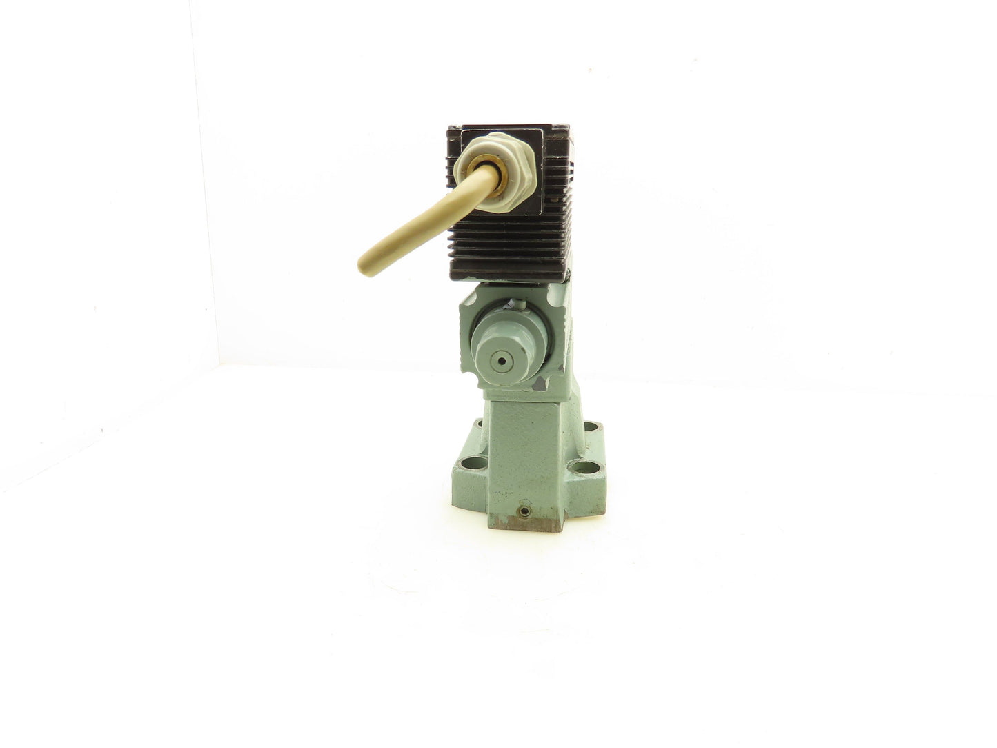 Yuken EHBG-06-C-50 Proportional Electro-Hydraulic Relief Valve EHDG-01V-C-1
