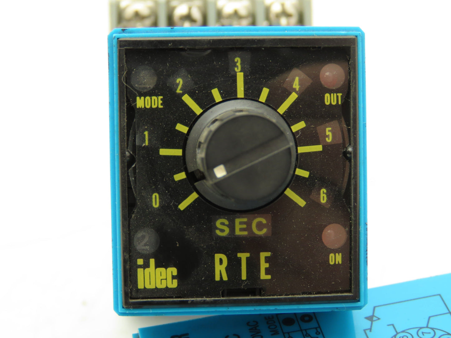 Idec RTE-P11 Electronic Timer Relay Socket 24V 10A 120V 0.1 Sec-10 Min Lot of 3