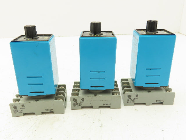 Idec RTE-P11 Electronic Timer Relay Socket 24V 10A 120V 0.1 Sec-10 Min Lot of 3