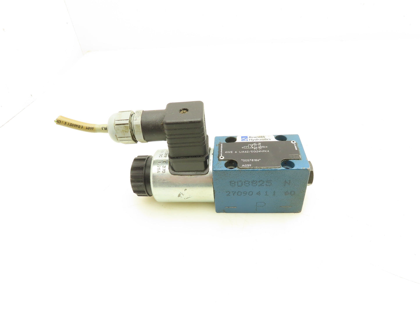 Rexroth 4WE 6 UA62/EG24N9K4 Directional Control 4/2 Solenoid Valve 24VDC