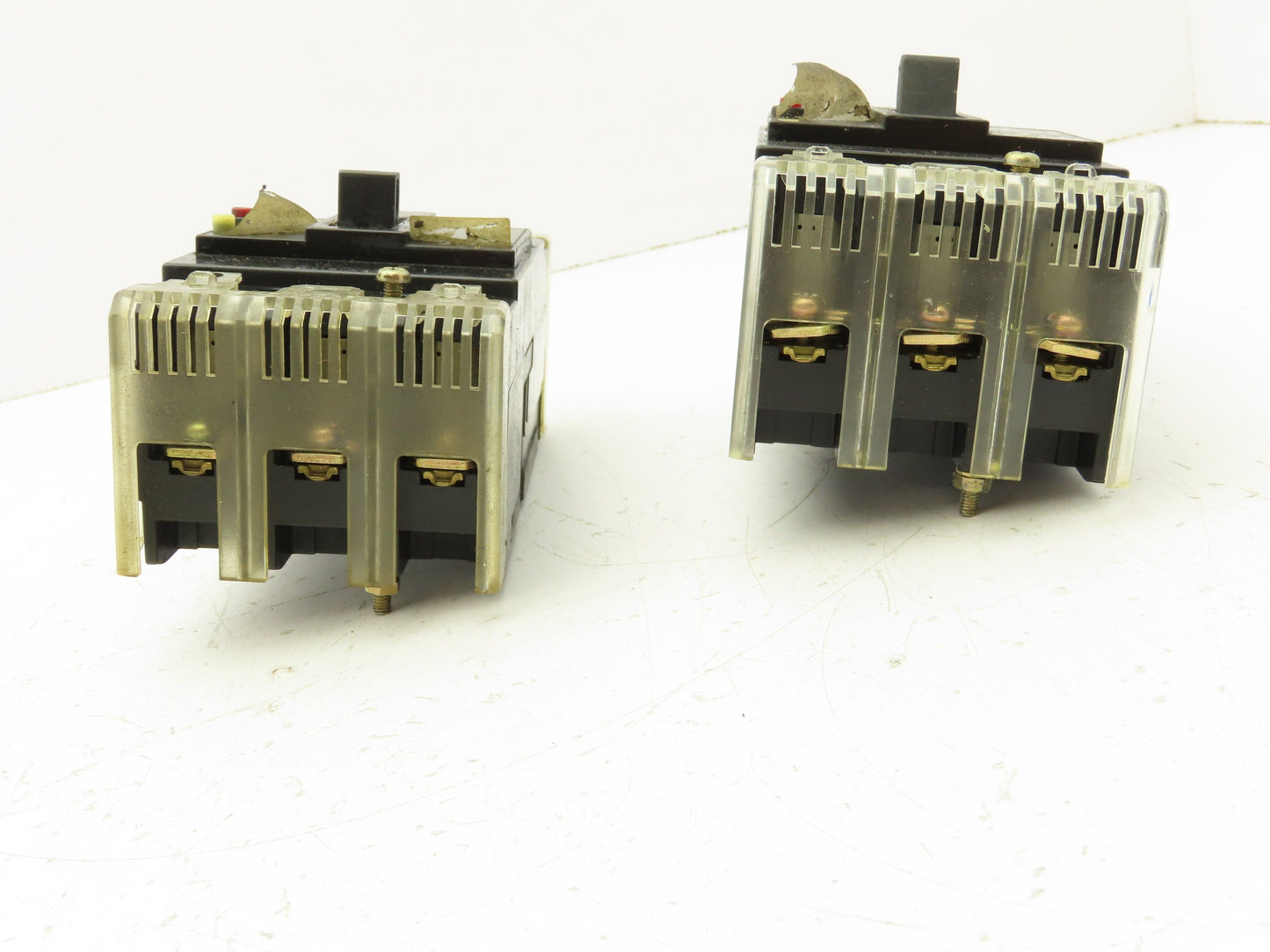 Fuji Electric EG33B Circuit Breaker 30A 3 Pole 100-200-415V Lot of 2