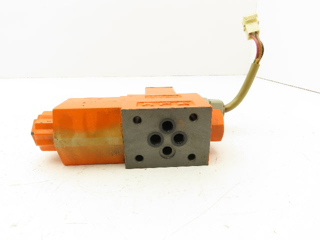 Yuken T-DSG-01-2B3-D24-50 Directional Control Solenoid Valve 24V 4/2 NG6 D03
