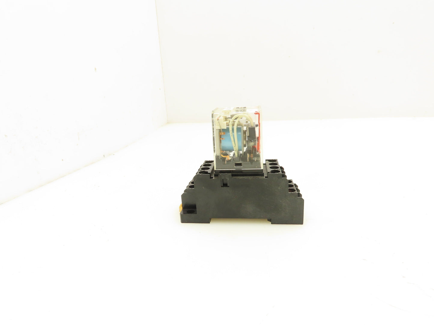 Omron MY4N-D2 Socket Relay 4PDT 5A 24VDC w/Base  Lot of 17