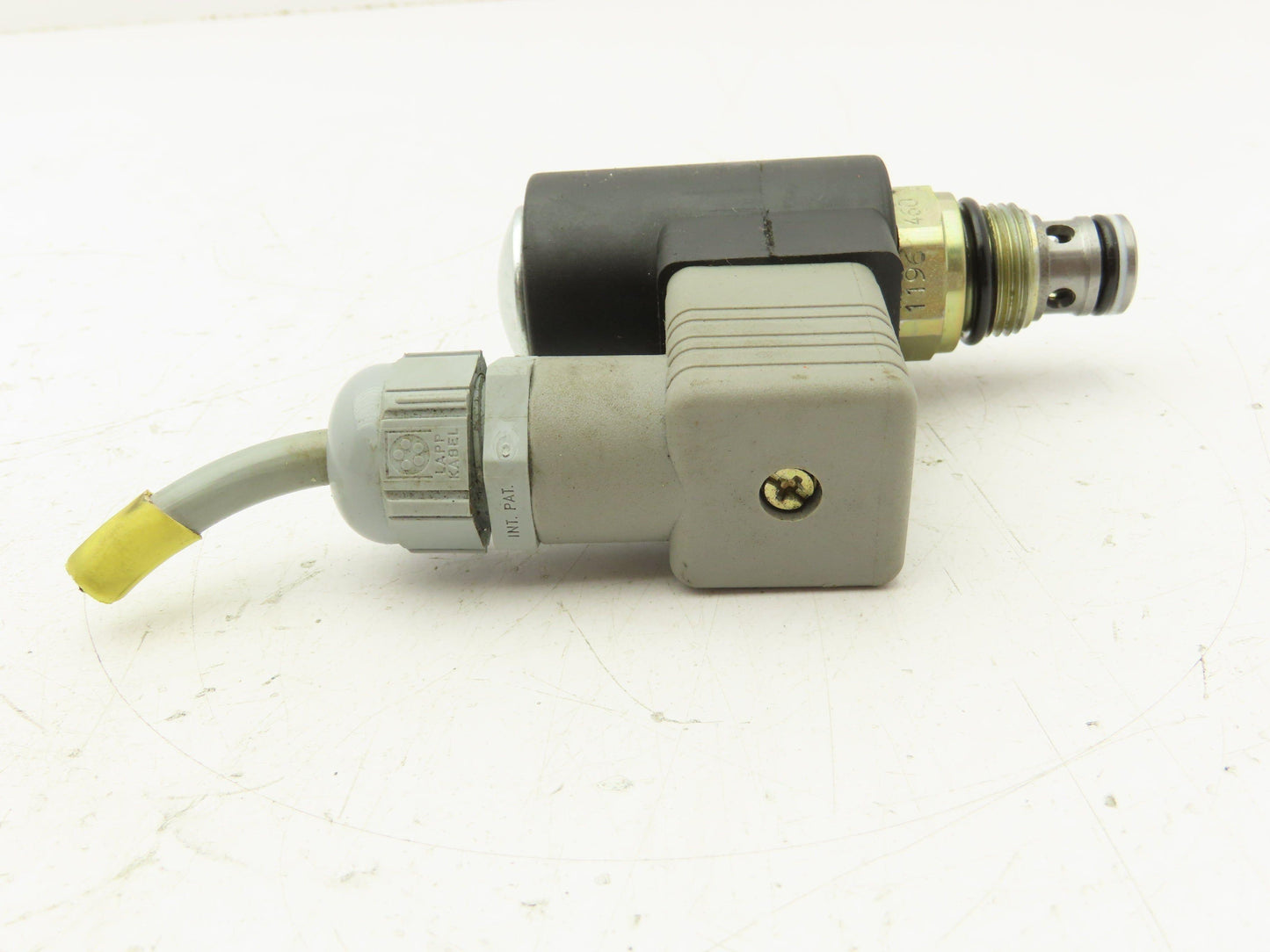 Bosch Rexroth 0 810 040 910 Directional Cartridge Poppet Valve 24VDC Solenoid
