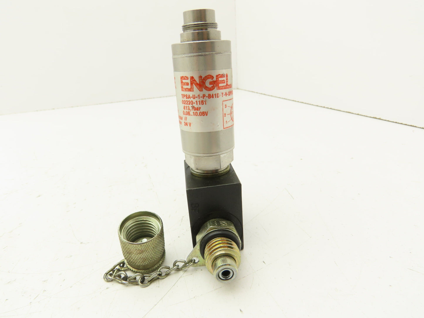 Engel TPSA-U-1-P-B41D-T-V-XP638 Analog Pressure Sensor Transducer 24V