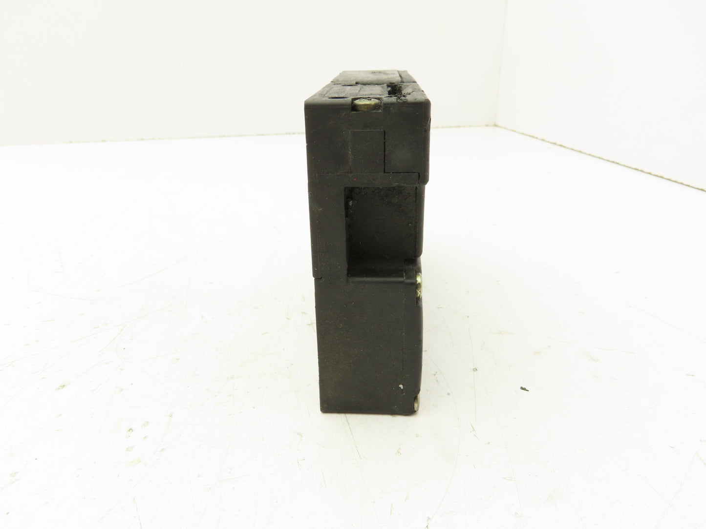 Schmersal AZM 161 SK-33RKA-024 Solenoid Interlock Safety Door Switch 24V