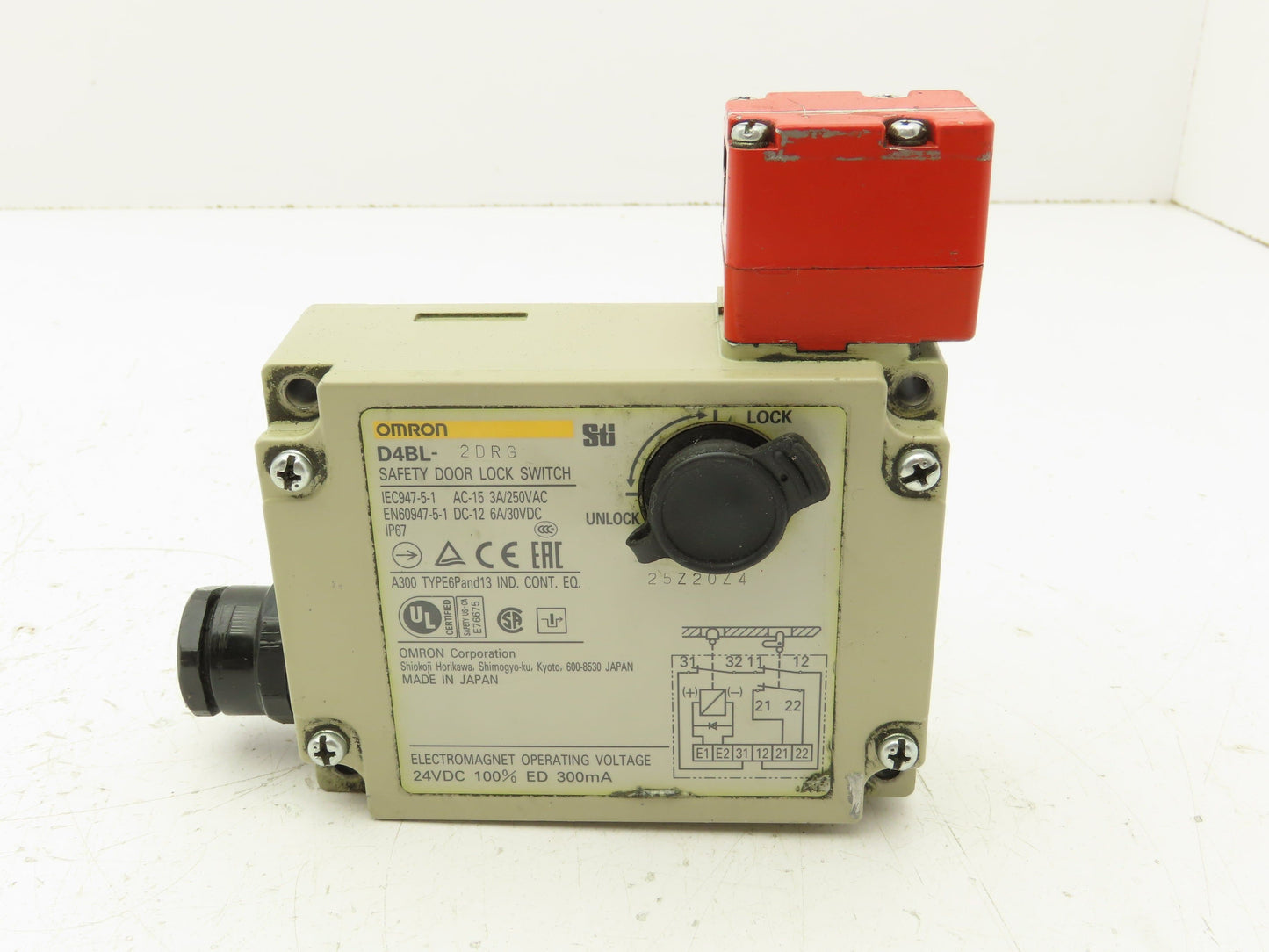 Omron D4BL-2DRG Solenoid Interlock Safety Door Switch 24VDC