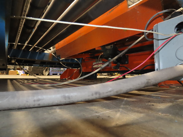 Hytrol 77"x 28' 6" Belt Drive Accumulating Pallet Conveyor 2.5" Roller 73"BF