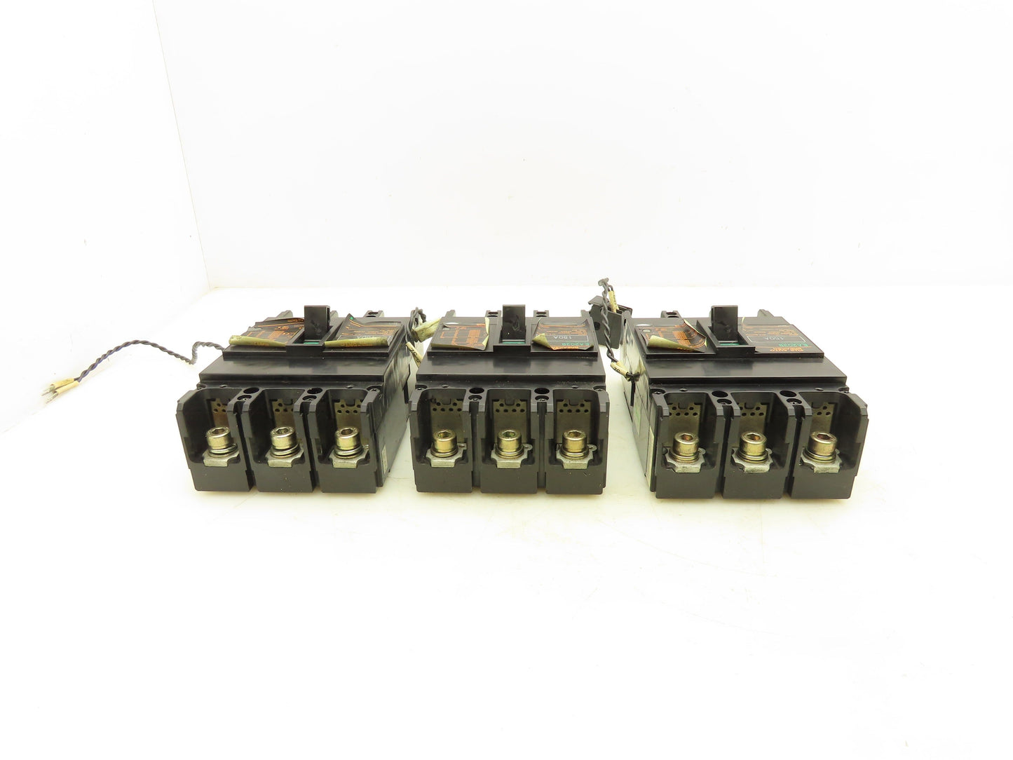 Fuji Electric EA203B Auto Circuit Breaker 150A 3 Pole Lot of 3
