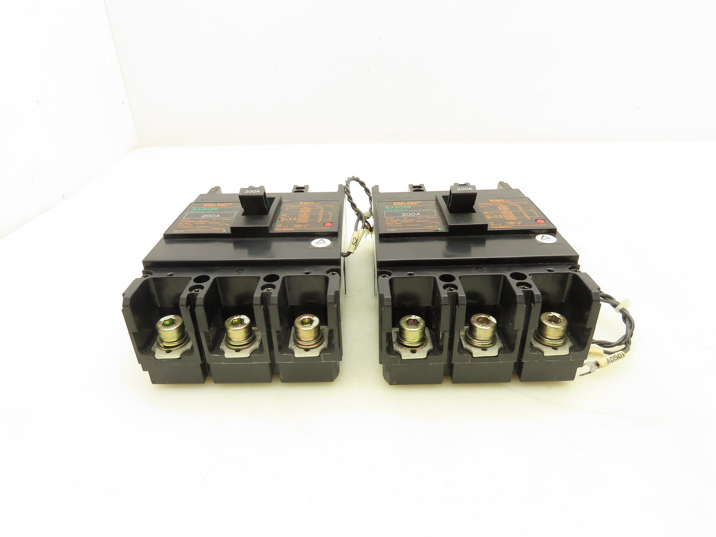 Fuji Electric EA203B Auto Circuit Breaker 200A 3 Pole Lot of 2
