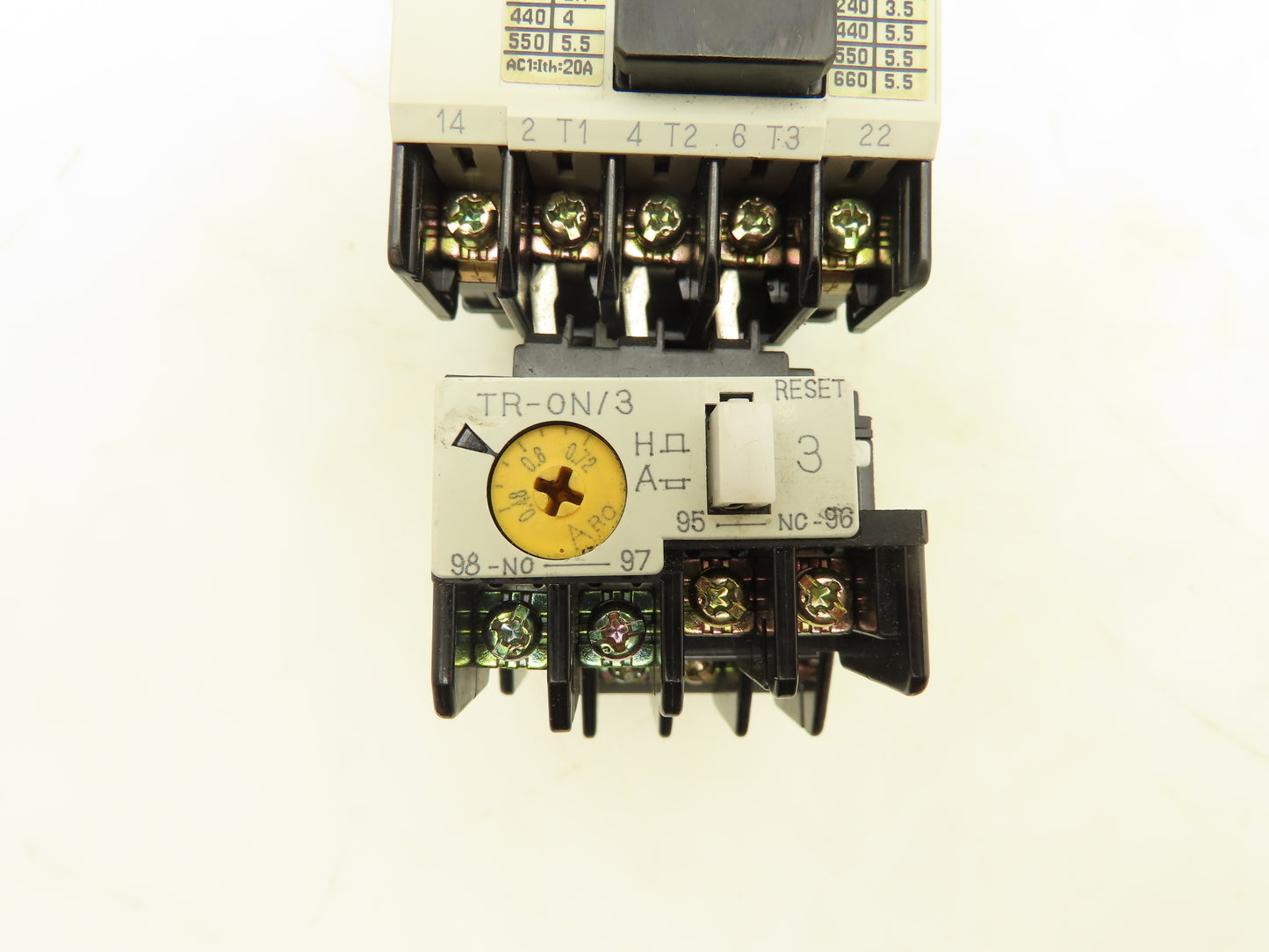 Fuji Electric SC-05 Magnetic Contactor Thermal Overload Relay 120V Coil Lot of 5