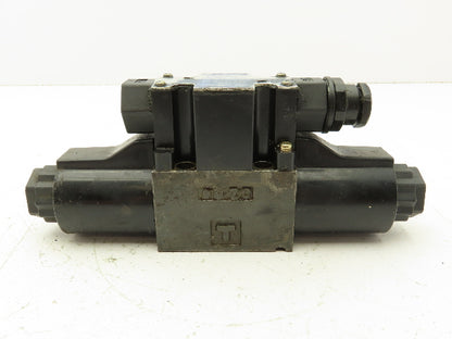 Tokimec DG4V-3-2C-M-P7-H-7-52 Directional Control Solenoid Valve 4/3 24V