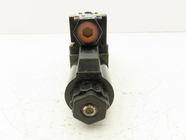 Tokimec DG4V-3-7C-M-P7-H-7-52 Directional Control Solenoid Valve 4/3 24V