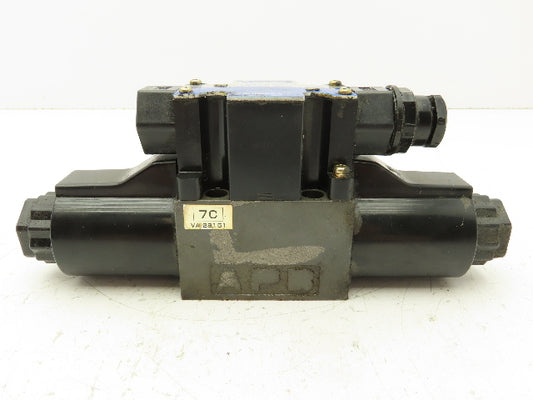 Tokimec DG4V-3-7C-M-P7-H-7-52 Directional Control Solenoid Valve 4/3 24V