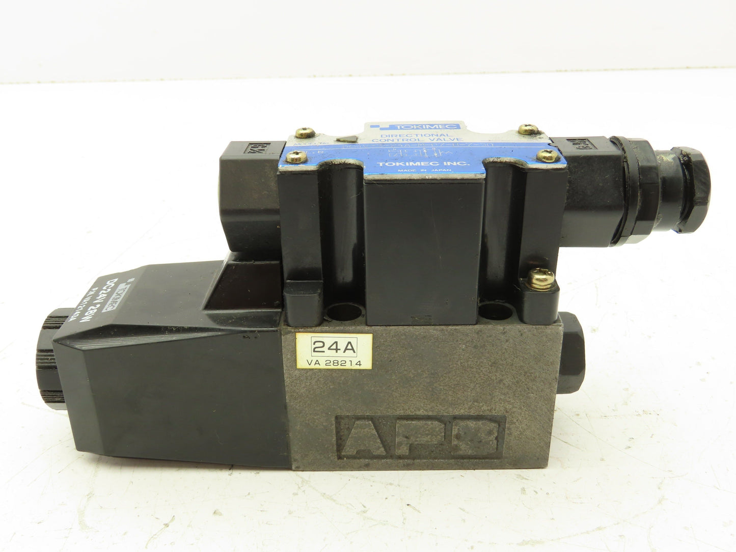 Tokimec DG4V-3-24A-M-P7-H-7-50 Directional Control Single Solenoid Valve 4/2 24V