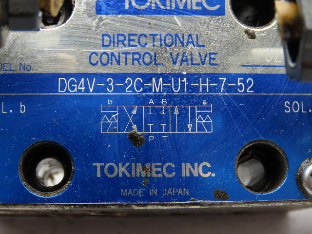 Tokimec DG4V-3-2C-M-U1-H-7-52 Directional Control Double Solenoid Valve 4/3 24V