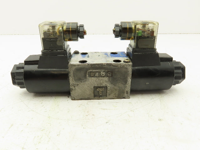 Tokimec DG4V-3-2C-M-U1-H-7-52 Directional Control Double Solenoid Valve 4/3 24V