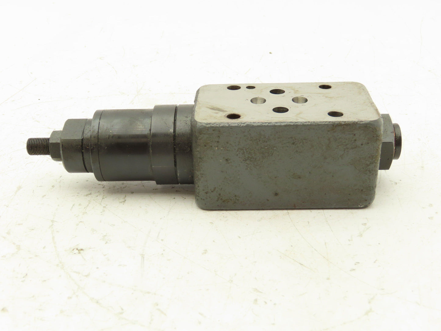 Tokimec DGMX2-3-PP-BW-B-40J Hydraulic Reducing Relief Valve Sandwich Plate D03