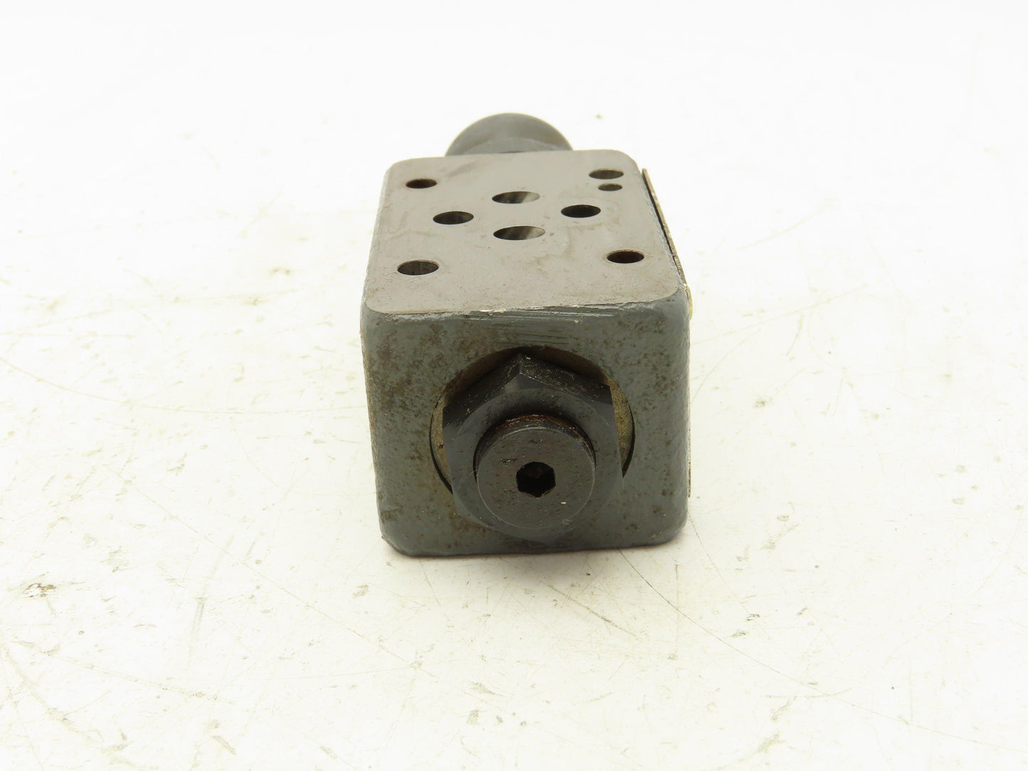 Tokimec DGMX2-3-PP-BW-B-40J Hydraulic Reducing Relief Valve Sandwich Plate D03