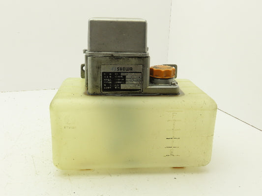 Showa LCB4 8210 Lubrication Oil Pump Machine Oiler 6L Tank 0.1 L/Min 200V