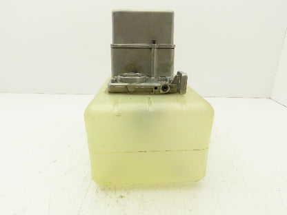 Showa LCB4 8210 Lubrication Oil Pump Machine Oiler 6L Tank 0.1 L/Min 200V