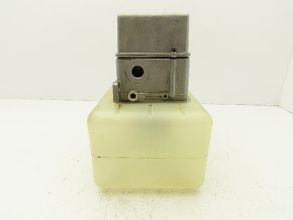 Showa LCB4 8210 Lubrication Oil Pump Machine Oiler 6L Tank 0.1 L/Min 200V