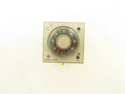 Omron H3CR-F8 Solid-State Timer Relay Socket 100-240V 0.5 Sec-30 Hours