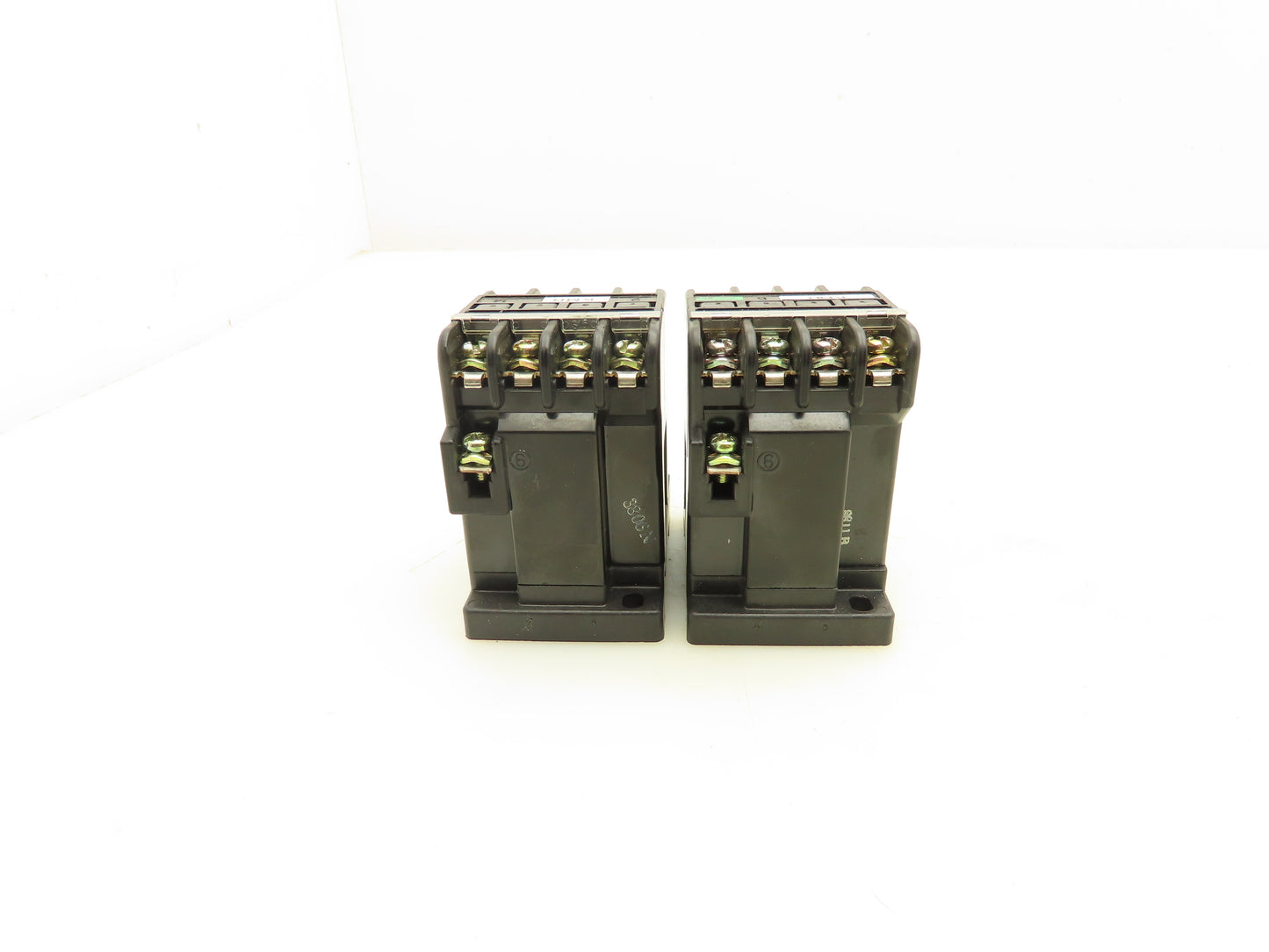 Fuji Electric SRC3631-02/X Magnetic Contactor 120V Coil Lot of 2