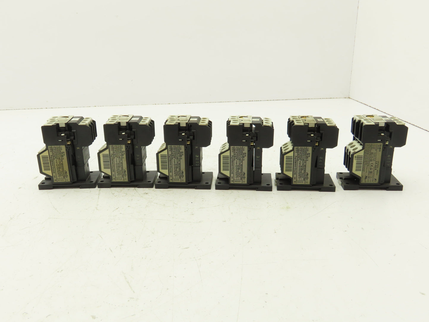 Fuji Electric TR-0N/3 Overload Relay 1.4-2.2A 600V Lot of 6