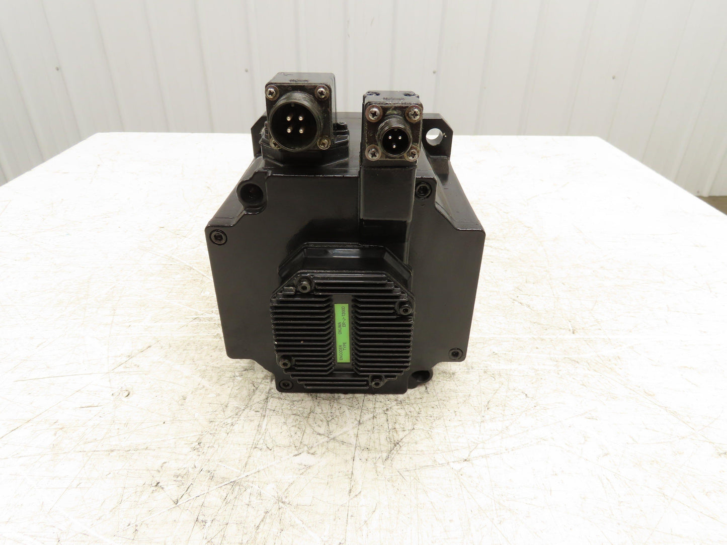 Okuma BL-MC100J-20T AC Servo Motor 2kW 2000 RPM 133V 3PH Encoder ER-J-7200D