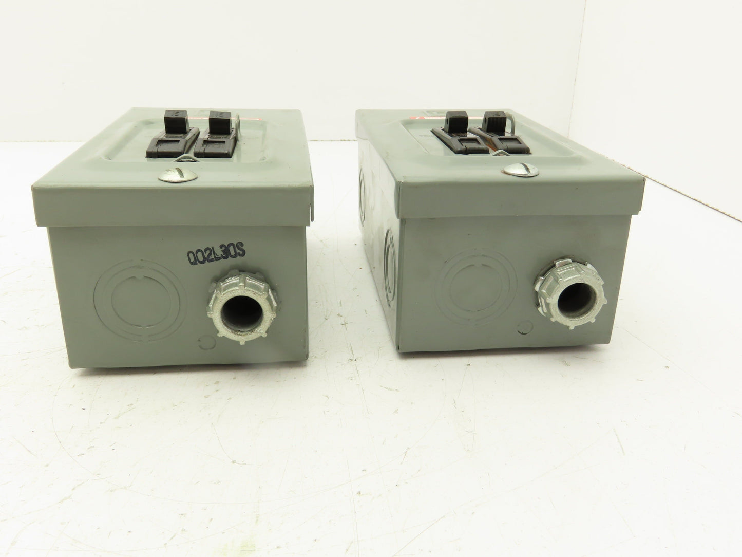Square D Q02L30S Circuit Breaker Enclosure 30A 120/240V Lot of 2
